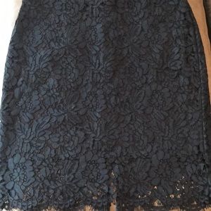 Lace navy skirt Banana Republic